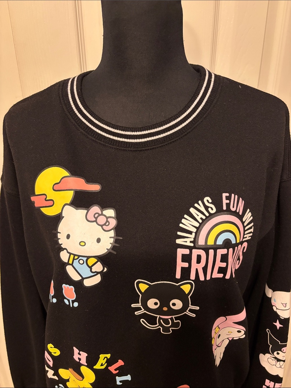 Sanrio Hello Kitty & Friends Graphic Crewneck Sweatshirt - Picture 2 of 9